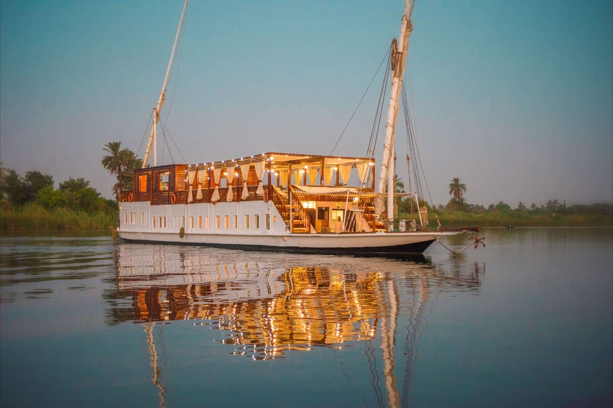 Nile Cruise vs Dahabiya: Which One Is Right for You?