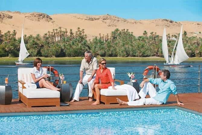 Egypt Christmas Tours: Festive Nile Cruises & Holiday Packages